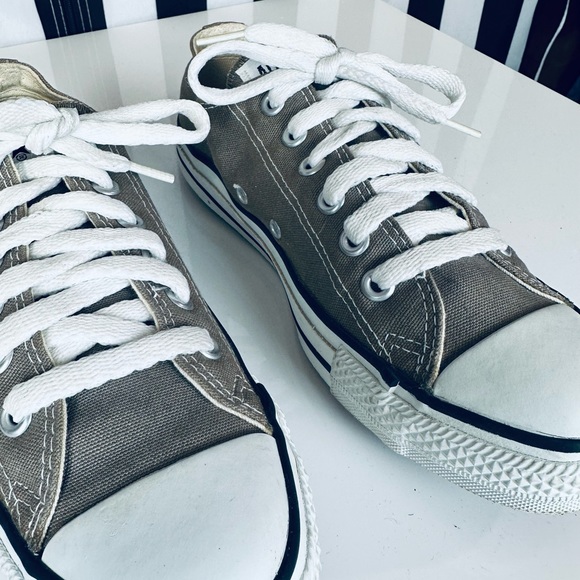 Converse All Stars Vintage Made in USA Low Top Sneakers in Gray - Picture 8 of 10